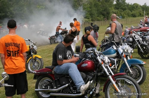 Harley Rendezvous - Burnout