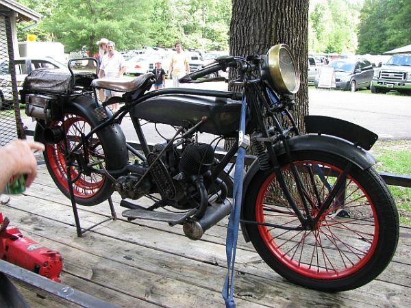 1925 Magnat