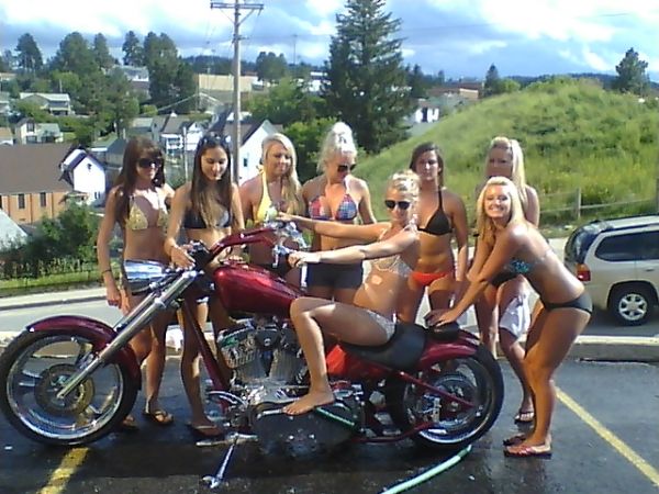 sweet hearts at the bike wash in deadwood sd.