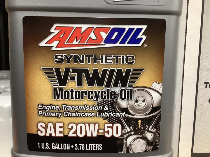 AMSOIL V-TWIN 20W-50